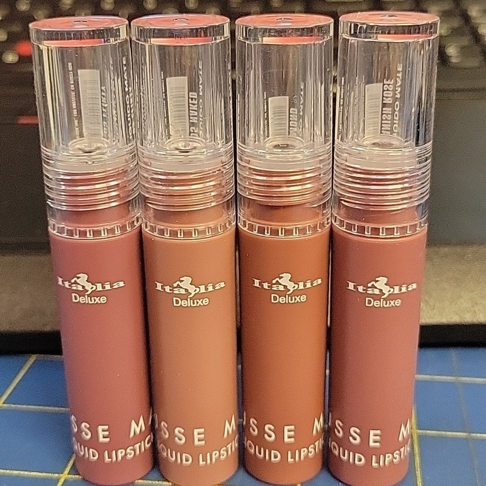 Italia Deluxe Mousse Matte Liquid Lipsticks Set of 4